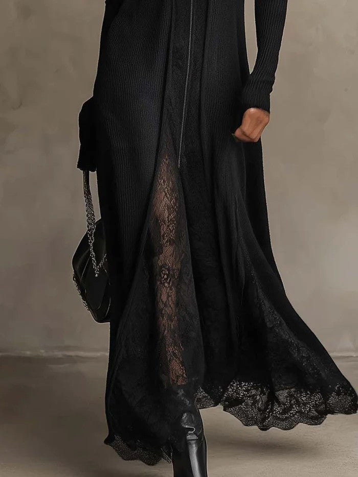 Solenne | Robe Maxi en Maille Côtelée à Dentelle, Noire