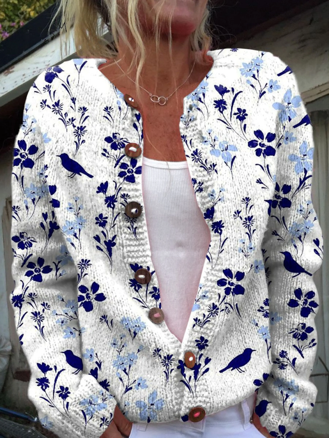 Vynora | Cardigan Fleuri Boutonné Élégant