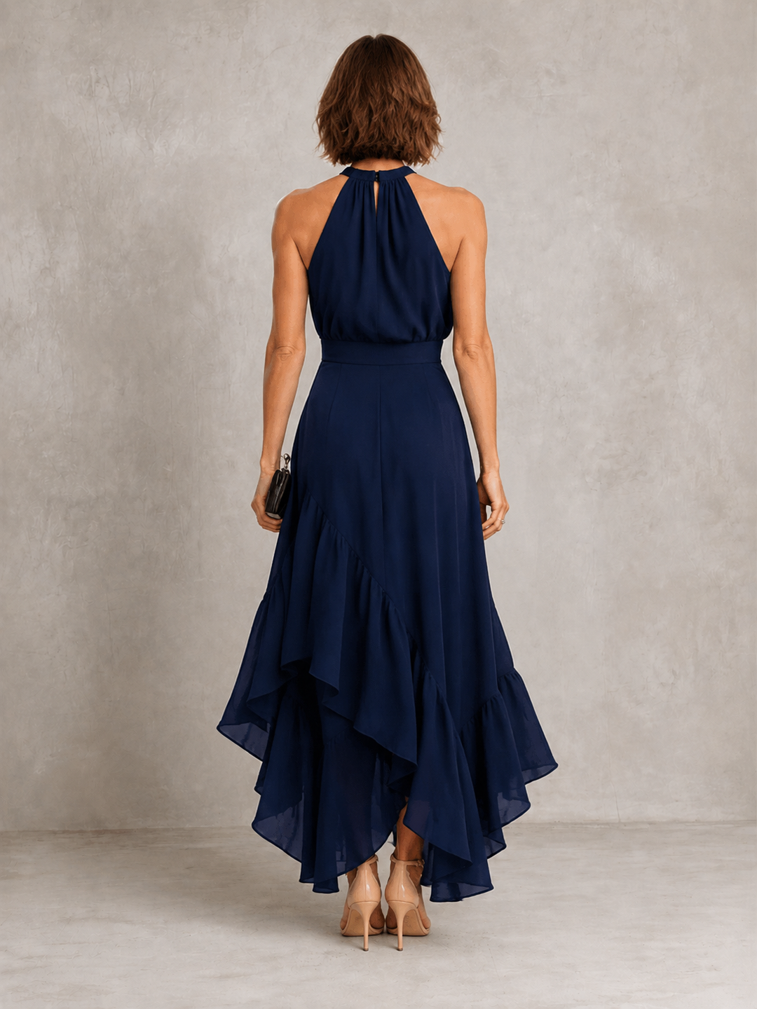 Chloé | Robe à Col Halter et Ourlet Volanté