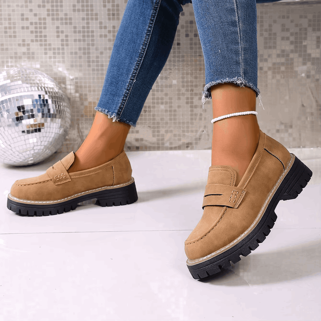 Elsa - Mocassins à Semelle Crantée Effet Daim