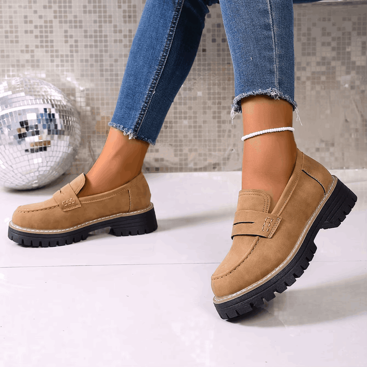 Elsa - Mocassins à Semelle Crantée Effet Daim