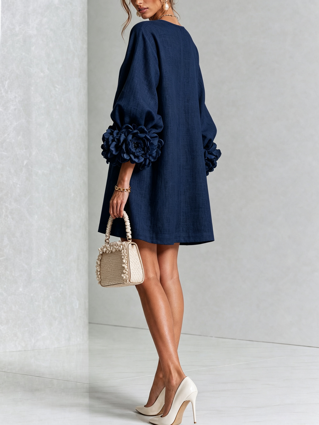 Aurora | Mini Robe Boutonnée à Poignets Fleuris