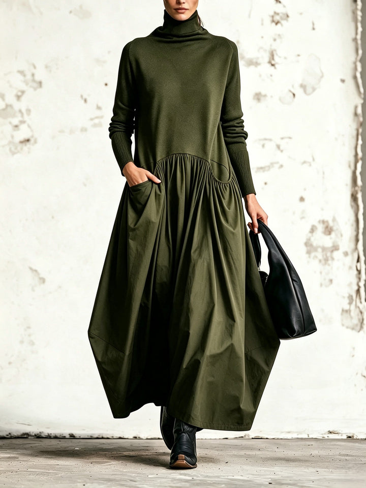 Odette | Robe Maxi Noire Oversize à Col Montant