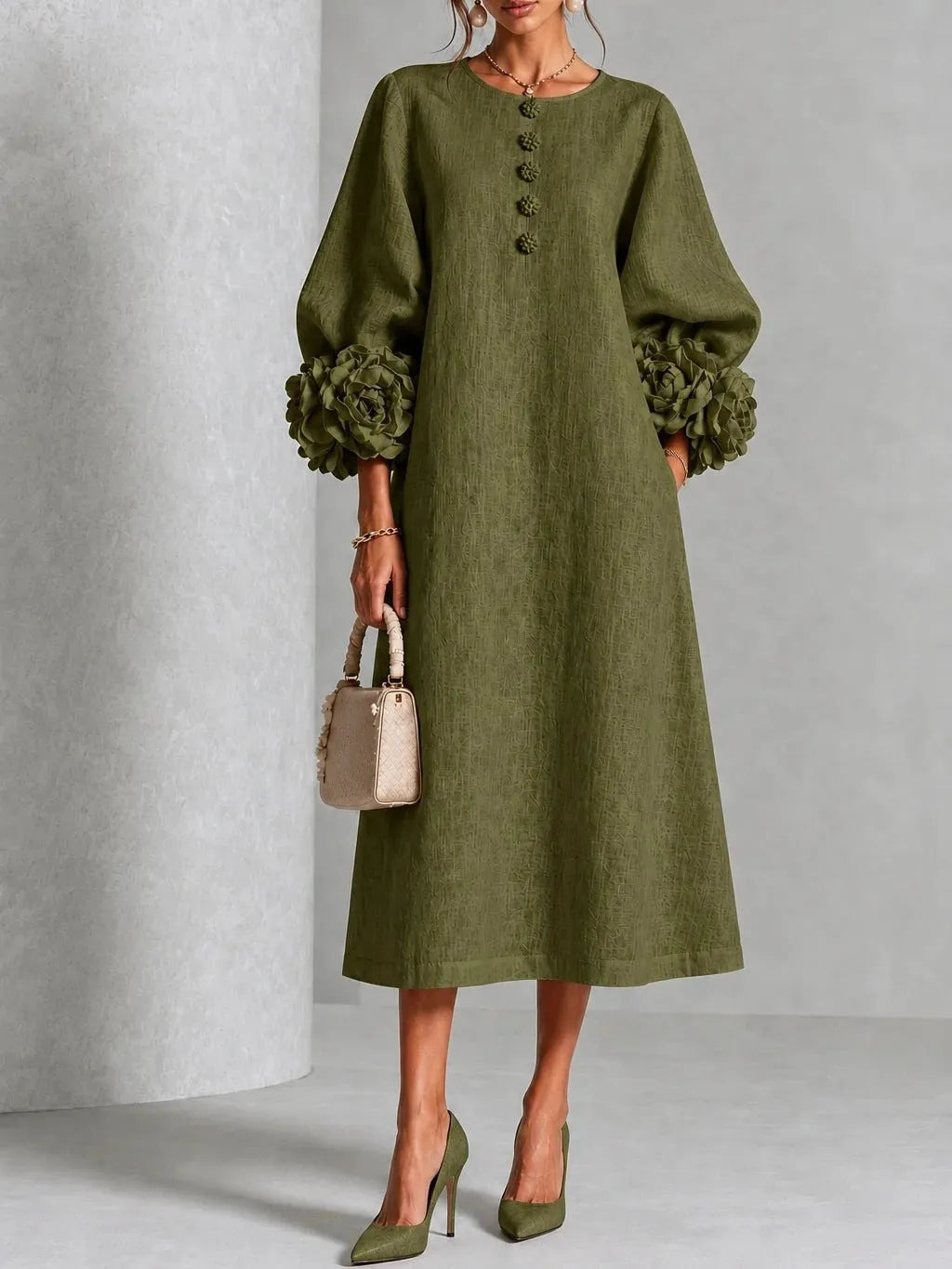 Ivy | Robe Midi Fleurie à Manchettes de Roses